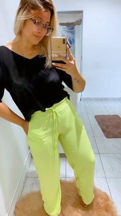 Calça pantalona