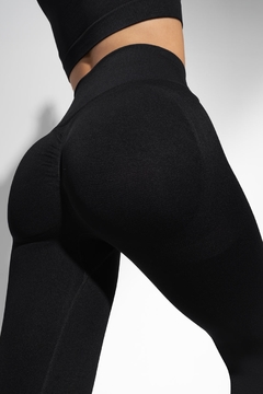 SEAMLESS FIT BLACK