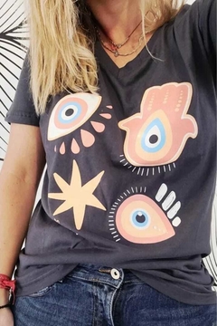 REMERA EYES