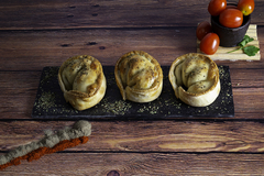 Empanadas de Merluza y Champignon al oreganato