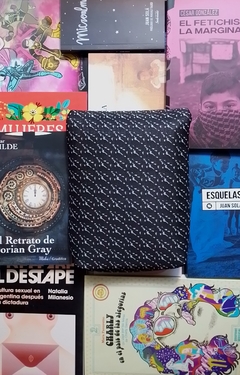 Funda para libros Pequeña Color Negro en internet