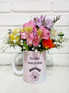 Caneca com flores - Florart Floricultura 