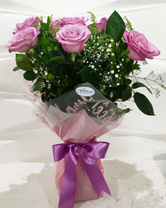Ramalhete com 08 rosas - Florart Floricultura 