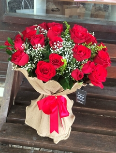 Ramalhete 12 rosas vermelhas