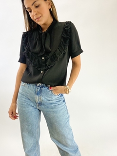 BLUSA LAÇO BABADOS | PRETO