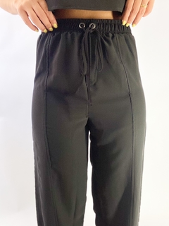 CALÇA JOGGER JASMIM | PRETO na internet