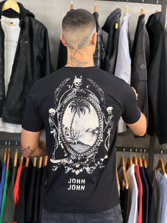 Camiseta John John Mult Skull Masculina em Promoção na Americanas