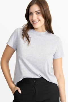 Remera Olivia (24012061) - tienda online