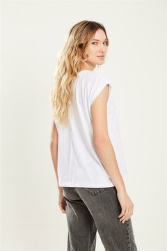 Remera Classic (A25V0046) - tienda online