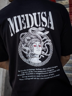 Remera Oversize Medusa - Manner