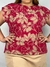 Blusa floral em chiffon e viscolycra plus size