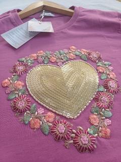 T-shirt [M] Coração ramo flores na internet