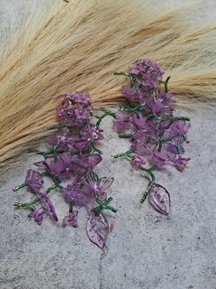 Brinco flores e folhas roxo - bulicaflor