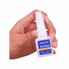 Pegamento Glue Con Pincel Uñas Y Decoración 10 Grs Manicuria - comprar online