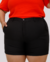 Short Feminino Plus Size com Elastano Alfaiataria Meio coxa Elástico Atrás Barra Italiana e Passante