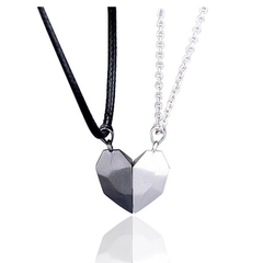 Collares de Iman para Parejas Mitad Corazón Negro Plata - comprar en línea