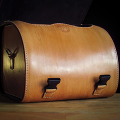 Vespa top case L