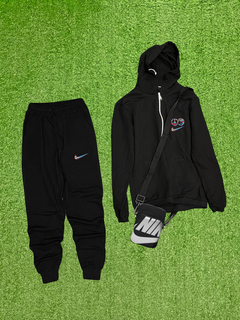 Conjunto Nike Peace