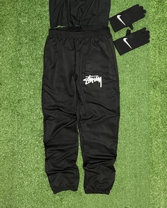 Rompeviento Nike Stussy