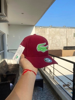 Gorra Lacoste Bordo