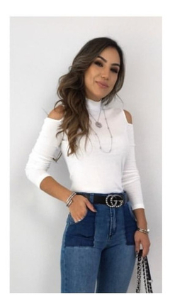 Blusa Feminina Gola Alta Ombros Vazados - loja online