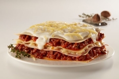 Lasagna bolognesa con muzzarella y queso parmesano Grandwich