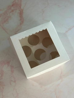 ¡New! caja Cupcake p/6 ( medida de la caja 20x20x10 cm )