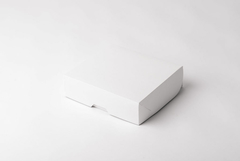 Caja multiuso mediana rectangular (24x21x6.5 cm) en internet