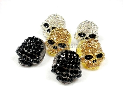 Brincos skull com pedras douradas, pretas ou prateadas