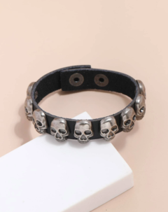 Pulseira unissex couro PU preto de caveiras