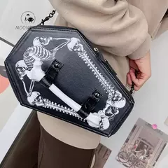 Imagem do Bolsa de ombro punk gótica preta em couro PU