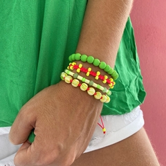 mix de pulseiras Caraíva