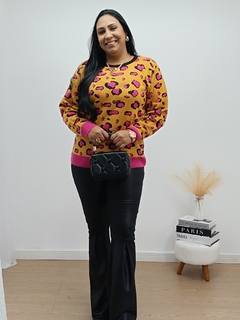 BLUSA DE ONCINHA PLUS SIZE - MOSTARDA/PINK - comprar online