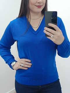 BLUSA BÁSICA DECOTE V FEMININA - AZUL BIC