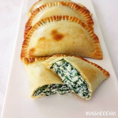 Empanadas keto de espinaca y roquefort.