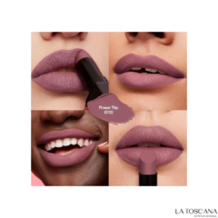 REVLON ColorStay Suede Ink  Lipstick 012 POWER TRIP en internet