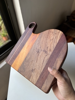 Tabla irregular con asa. - DM Diseños en Madera