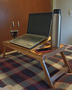 Mesa con atril para notebook DM en internet