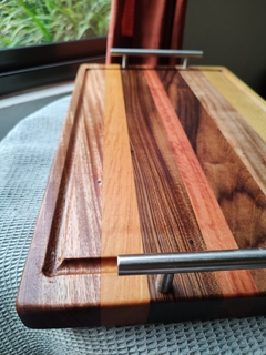 Tabla Line Grain con manijas y canaletas. - DM Diseños en Madera