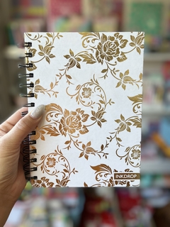 Cuaderno A5. Rayado. InkDrop. Blanco y Dorado.