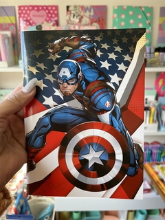 Cuaderno Abrochado Avengers. Hojas rayadas. en internet