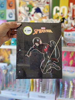 Carpeta N3 , 2 tapas. Spiderman Negro -Mooving-