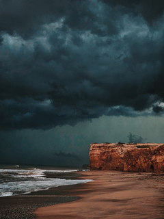 tormenta sobre el acantilado I en internet