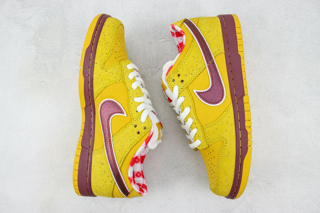 Nike sb best sale dunk yellow