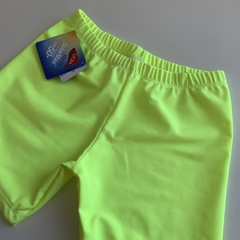 Short UV amarillo