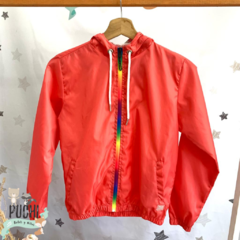 Campera rompeviento chicle