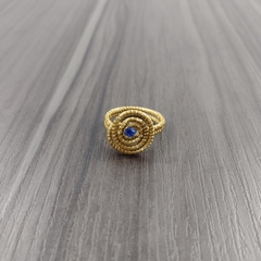 Anel Caracol Capim Dourado 4mm com Strass Azul. Código A31. - comprar online