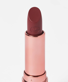 makeup revolution labial Satinado Kiss