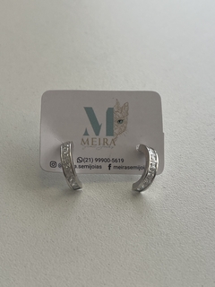 Meia Argola com Zircônias Prata 925