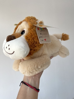 83426 PELUCHE LEON 39CM (4036215472249) en internet